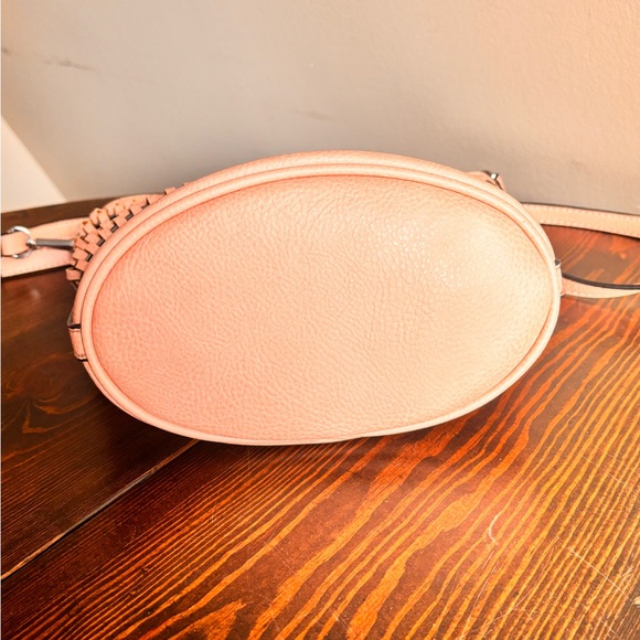 Joe’s Jeans Pink Woven Bucket Bag Crossbody EUC - Picture 6 of 14